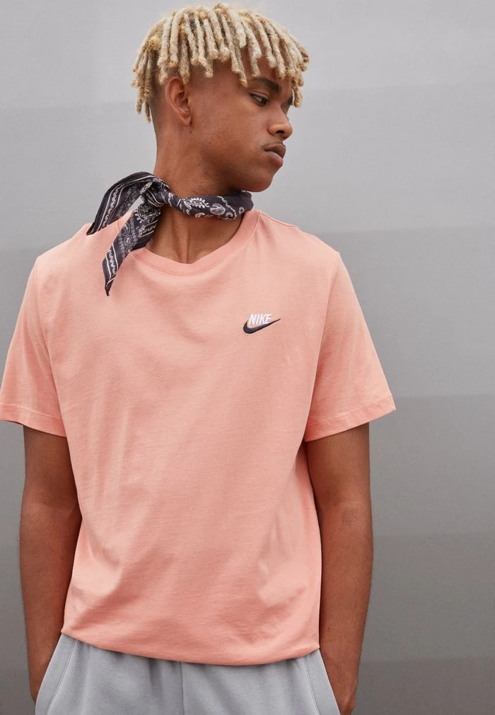 Nike Sportswear CLUB TEE - Basic T-shirt - Madder Root - Image 3