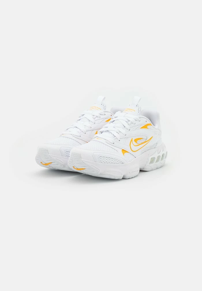 Nike Sportswear W ZOOM AIR FIRE SNKR - Trainers - White/university Gold - Image 4