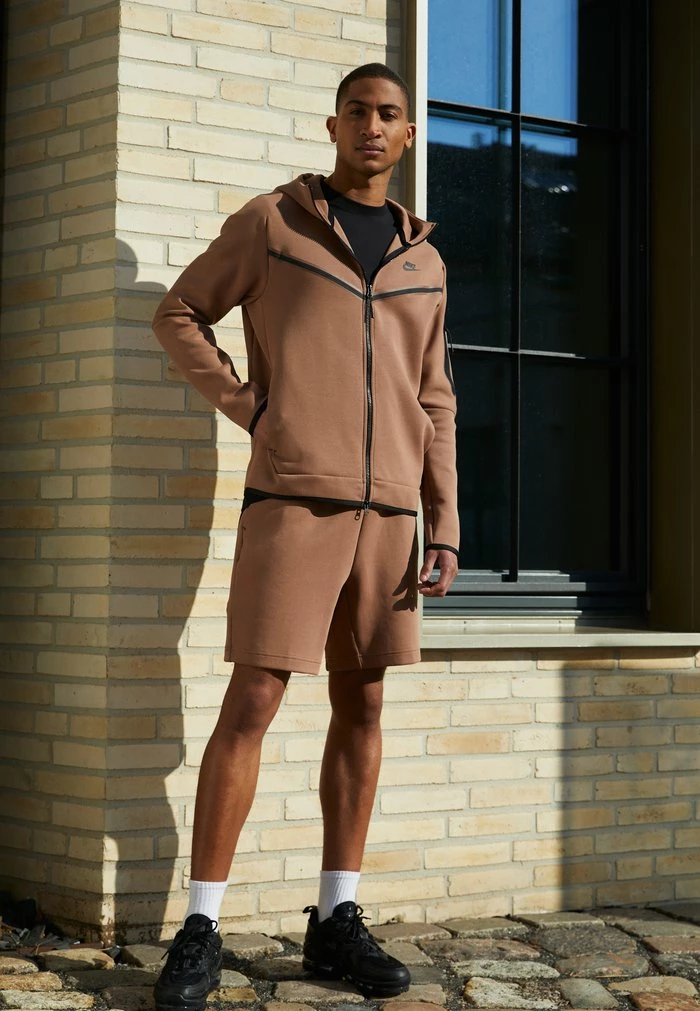 Nike Sportswear Shorts - Archaeo Brown