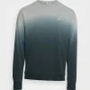 Nike Sportswear CLUB CREW - Sweatshirt - Smoke Grey