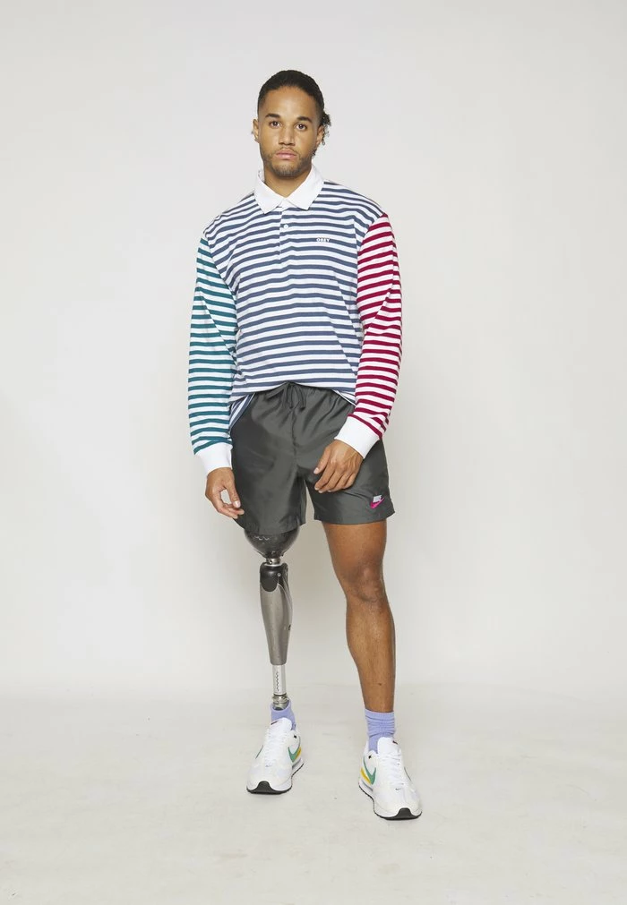 Nike Sportswear FLOW - Shorts - Dark Smoke Grey - Image 5