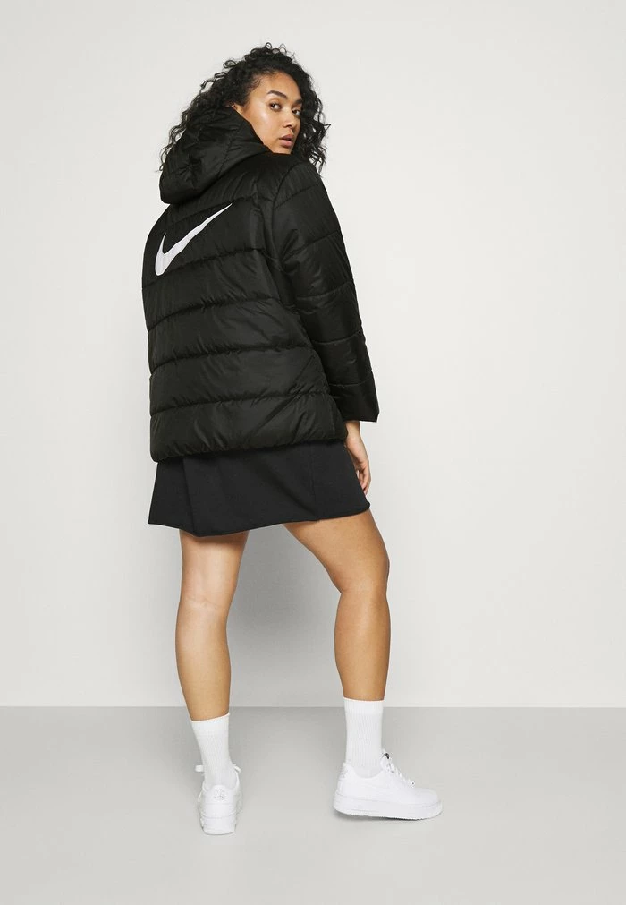 Nike Sportswear CLASSIC PLUS - Winter Jacket - Black - Image 3