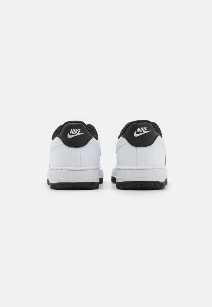 Nike Sportswear FORCE 1 ESS UNISEX - Trainers - White/black - Image 3