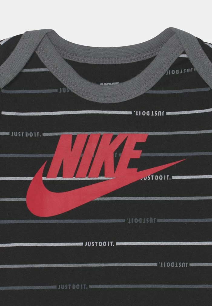 Nike Sportswear STRIPE PANT SET - Print T-shirt - Cool Grey - Image 3