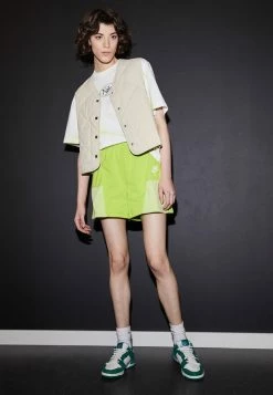 Nike Sportswear AIR - Shorts - Atomic Green/limelight/barely Volt