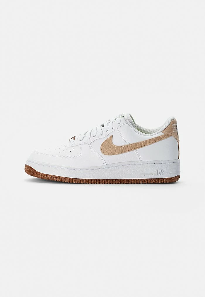 Nike Sportswear AIR FORCE 1 - Trainers - White/natural-white-black-volt