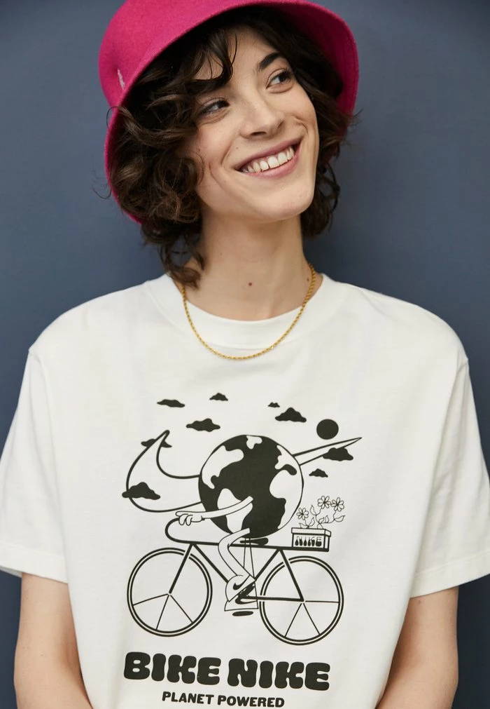 Nike Sportswear TEE EARTH DAY - Print T-shirt - Sail - Image 4