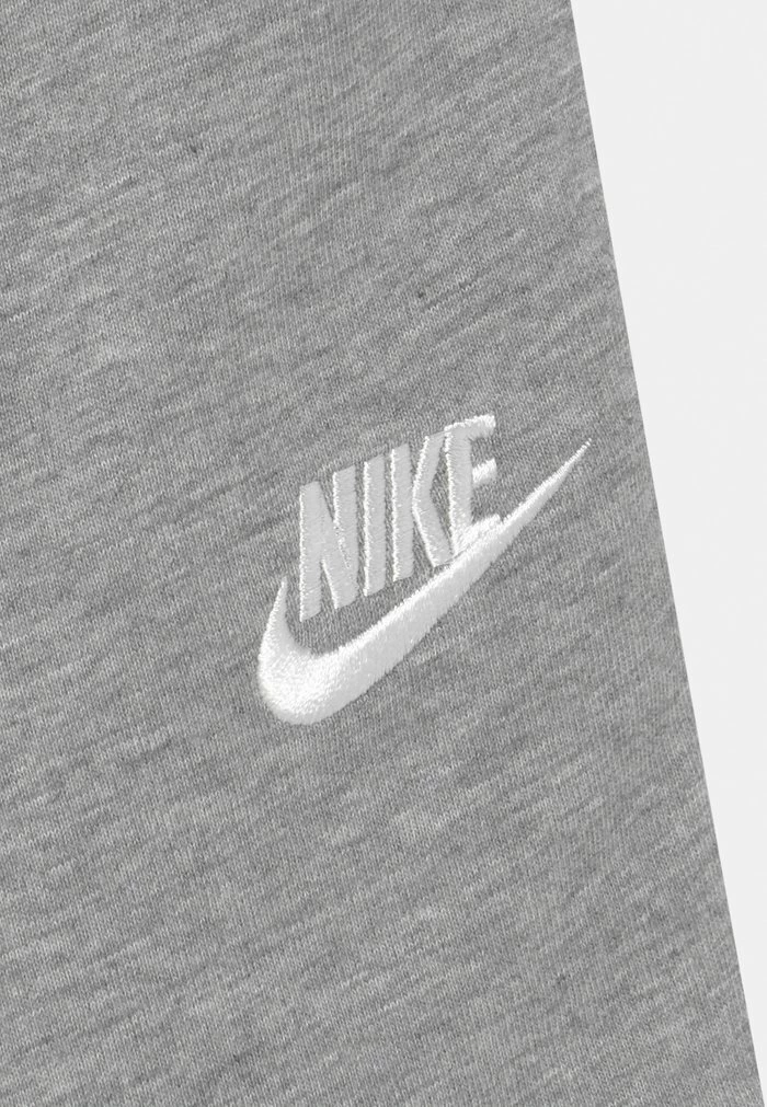 Nike Sportswear CLUB - Tracksuit Bottoms - Grey Heather - Image 3
