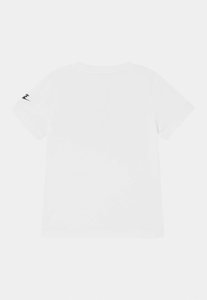 Nike Sportswear BOXY CAMPFIRE - Print T-shirt - White - Image 2