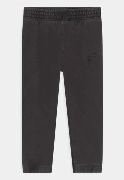Nike Sportswear WASHED - Tracksuit Bottoms - Black