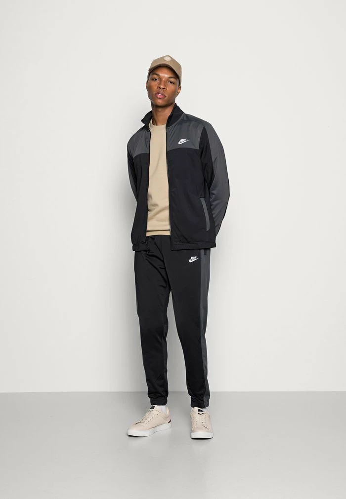 Nike Sportswear Training Jacket - Black - Image 2