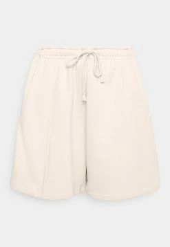 Nike Sportswear PLUS - Shorts - Sanddrift