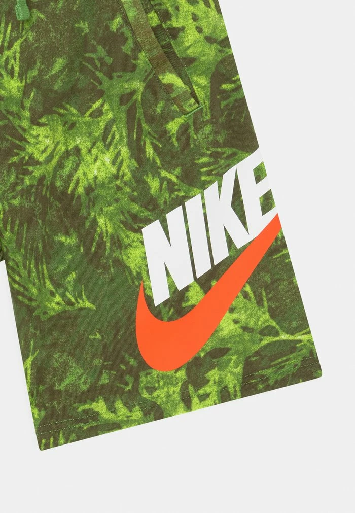 Nike Sportswear WASHED - Shorts - Chlorophyll - Image 3