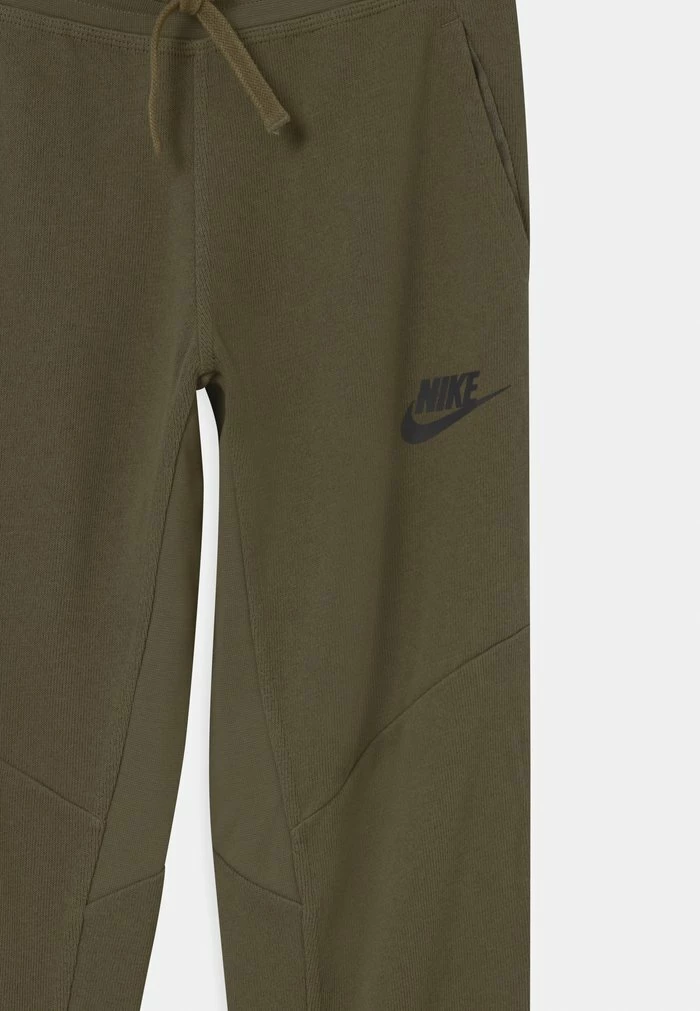 Nike Sportswear UTILITY BOTTOM - Tracksuit Bottoms - Medium Olive/light Army - Image 3