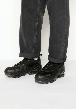 Nike Sportswear AIR VAPORMAX EVO - Trainers - Black