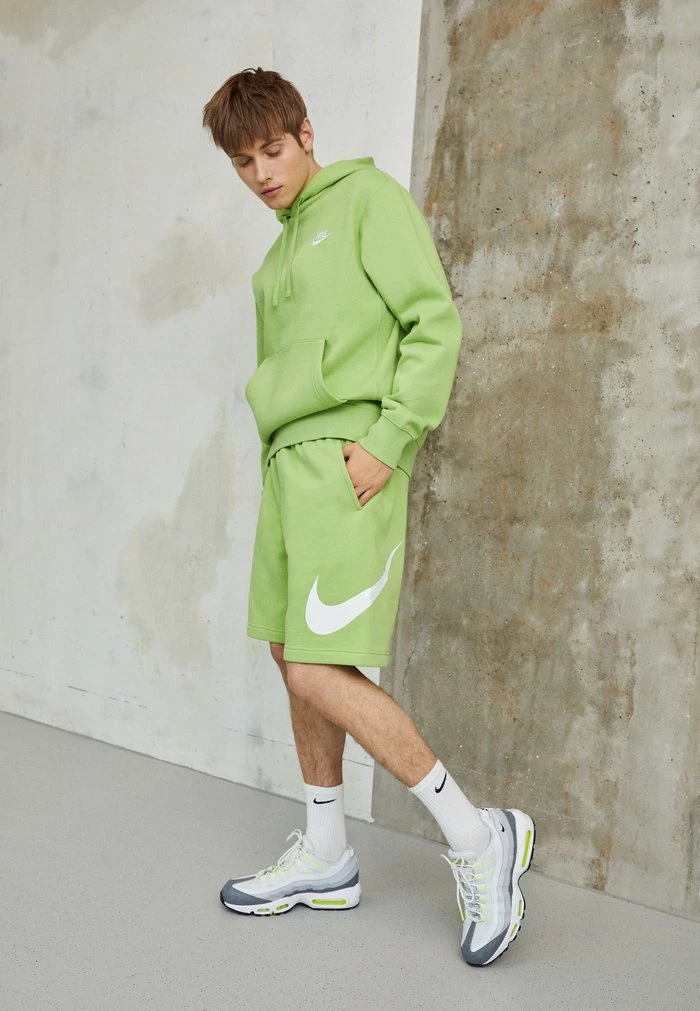 Nike Sportswear CLUB HOODIE - Hoodie - Vivid Green/white
