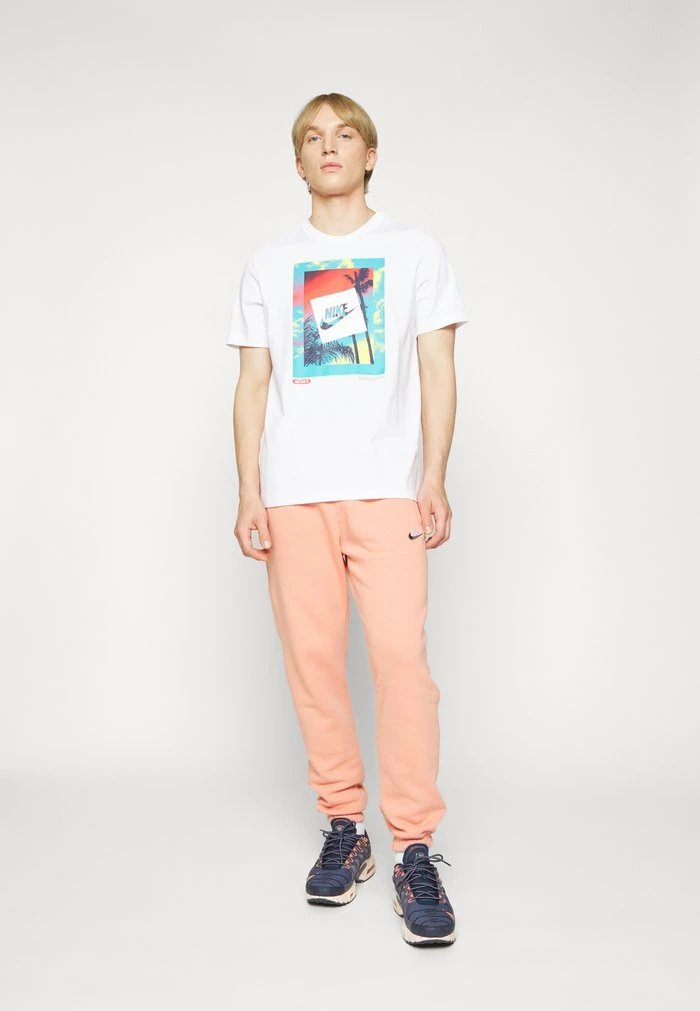 Nike Sportswear CLUB PANT - Tracksuit Bottoms - Light Madder Root - Image 2