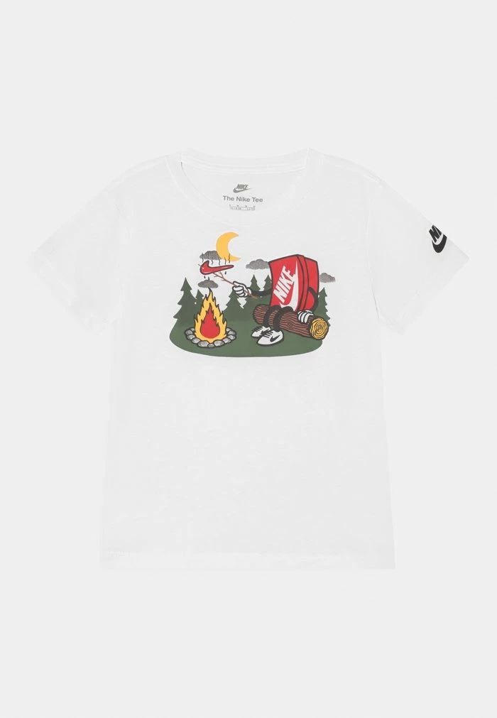 Nike Sportswear BOXY CAMPFIRE - Print T-shirt - White