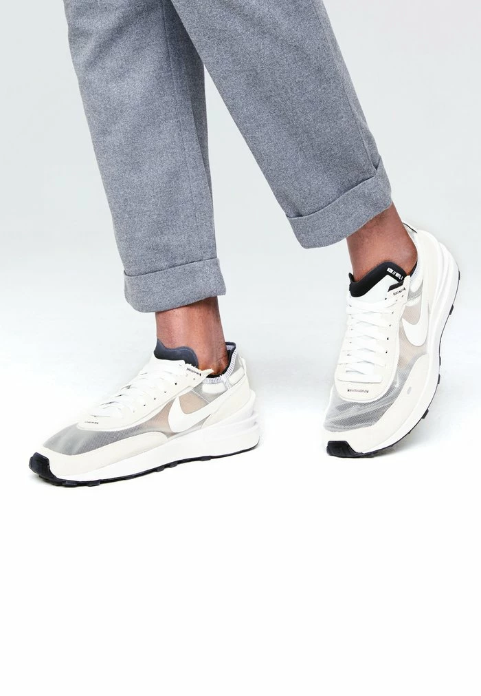 Nike Sportswear WAFFLE ONE - Trainers - Summit White/white-black-orange