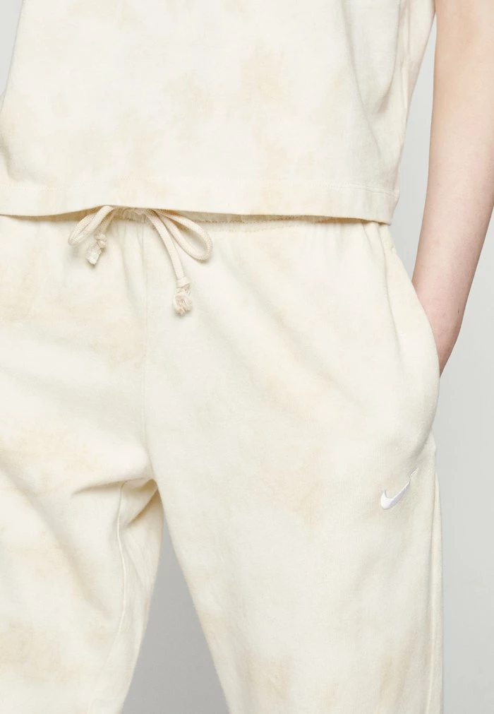 Nike Sportswear DYE - Tracksuit Bottoms - Sanddrift/white - Image 8