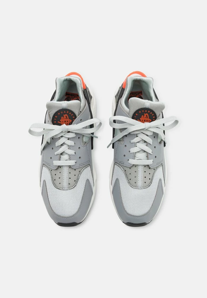 Nike Sportswear AIR HUARACHE GEL UNISEX - Trainers - Grey Fog/team Orange/sail/light Smoke Grey - Image 4