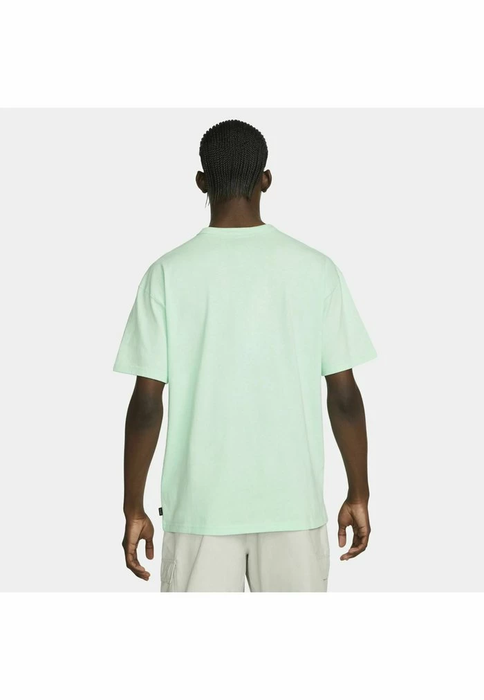 Nike Sportswear SUST TEE - Basic T-shirt - Mint Foam Black - Image 3