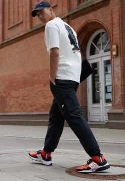 Nike Sportswear AIR PRESTO MID UTILITY - High-top Trainers - Orange/black/white/racer Blue