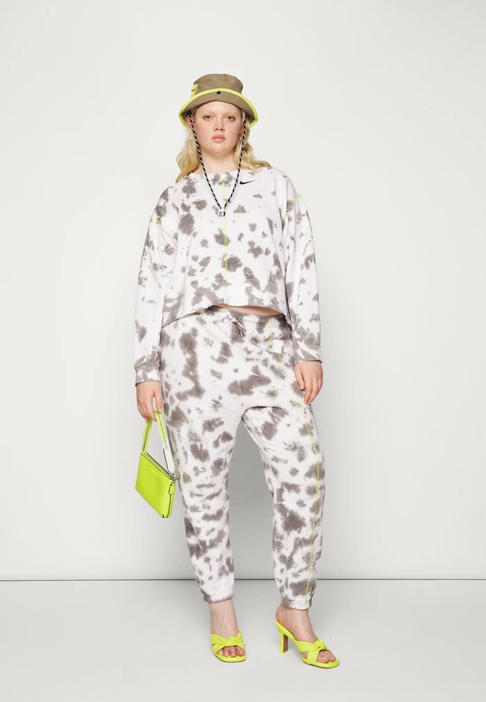 Nike Sportswear Tracksuit Bottoms - Flat Pewter/atomic Green/black - Image 6