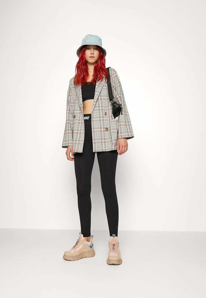 Nike Sportswear CLUB - Leggings - Trousers - Black - Image 5