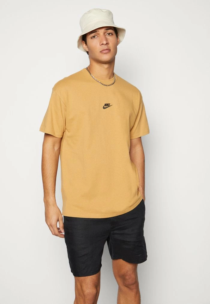 Nike Sportswear SUST TEE - Basic T-shirt - Elemental Gold - Image 4