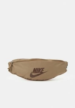 Nike Sportswear HERITAGE WAISTPACK UNISEX - Bum Bag - Dark Driftwood/dark Driftwood/cacaowow