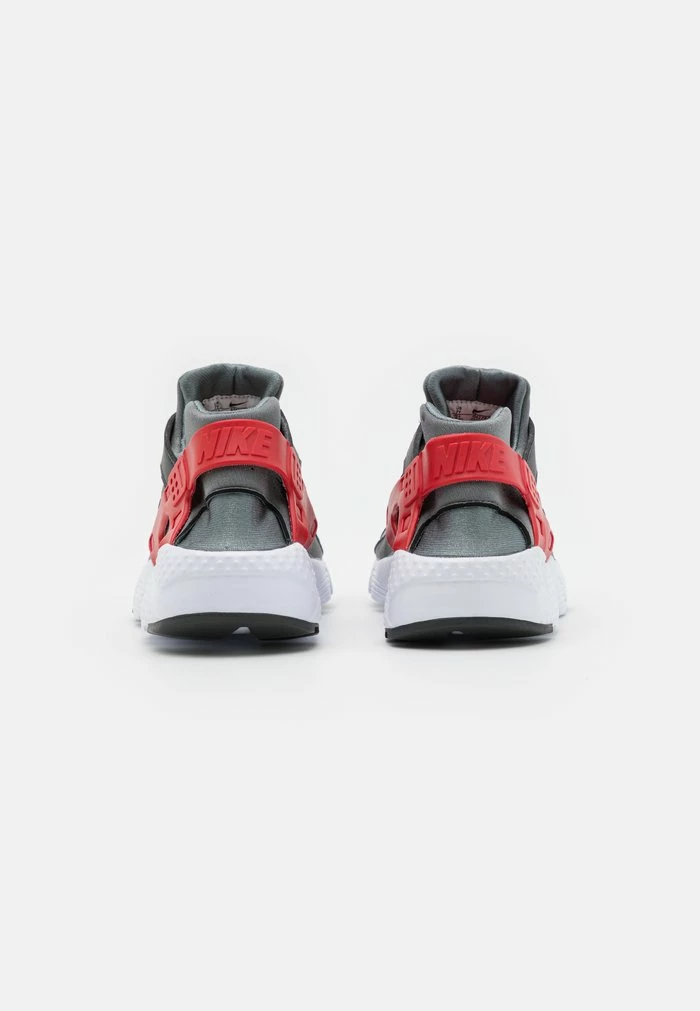 Nike Sportswear HUARACHE RUN UNISEX - Trainers - Dark Smoke Grey/university Red/light Smoke Grey/smoke Grey - Image 3