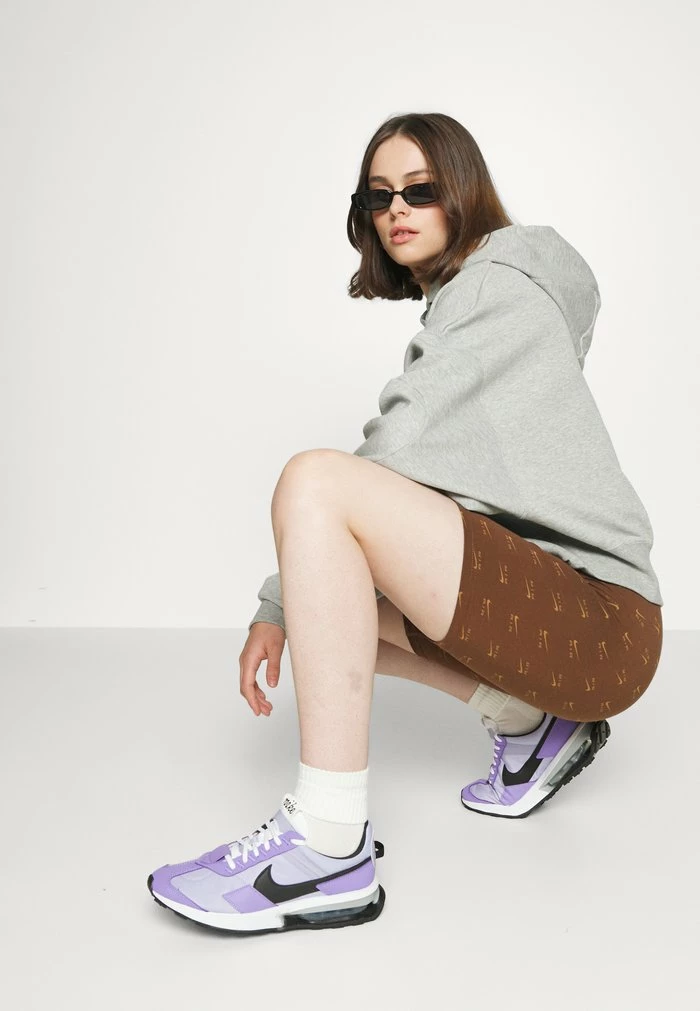 Nike Sportswear AIR BIKE - Shorts - Cacaowow Brown - Image 4