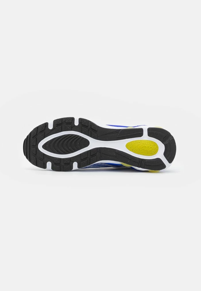 Nike Sportswear AIR MAX TW NN BG UNISEX - Trainers - White/speed Yellow/racer Blue/black/white/gym Red - Image 5