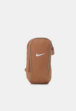 Nike Sportswear ESSENTIALS CROSSBODY UNISEX - Across Body Bag - Mineral Clay/white
