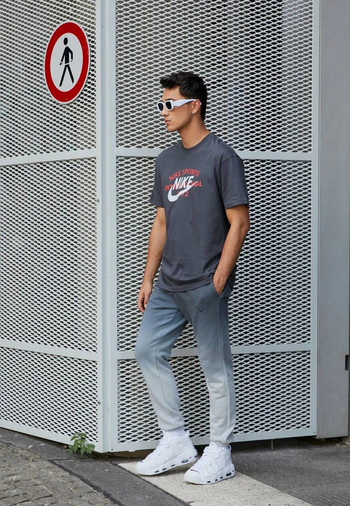 Nike Sportswear TEE CIRCA - Print T-shirt - Anthracite