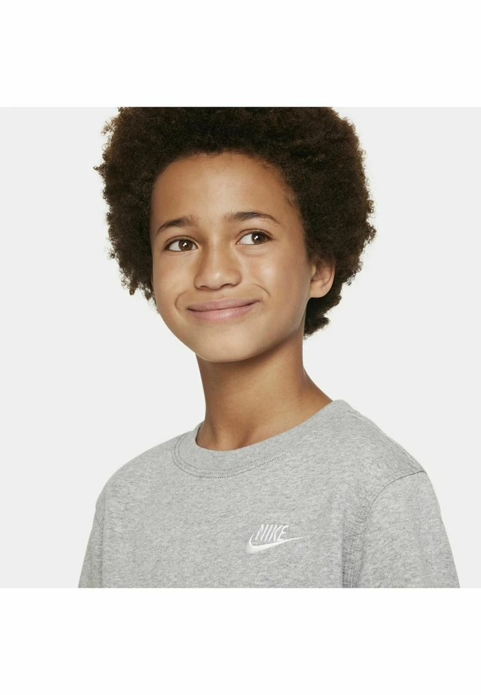 Nike Sportswear B NSW CLUB CREW BB UNISEX - Sweatshirt - Dark Grey Heather White - Image 4