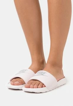 Nike Sportswear VICTORI ONE SLIDE - Slippers - Barely Rose/metallic Silver