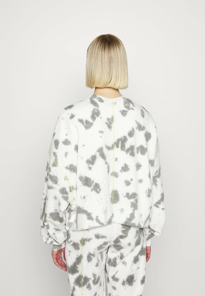 Nike Sportswear TIE DYE CREW - Sweatshirt - Flat Pewter/atomic Green/black - Image 5