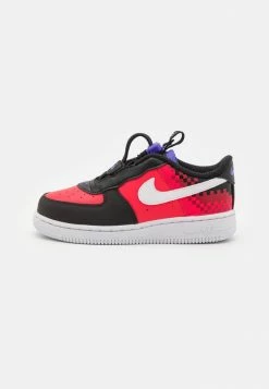 Nike Sportswear FORCE 1 TOGGLE SE - Trainers - Siren Red/white/black/psychic Purple