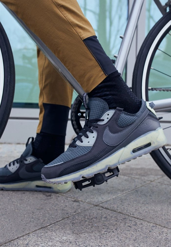 Nike Sportswear AIR MAX TERRASCAPE 90 UNISEX - Trainers - Black/dark Grey/lime Ice/anthracite/dark Smoke Grey - Image 3
