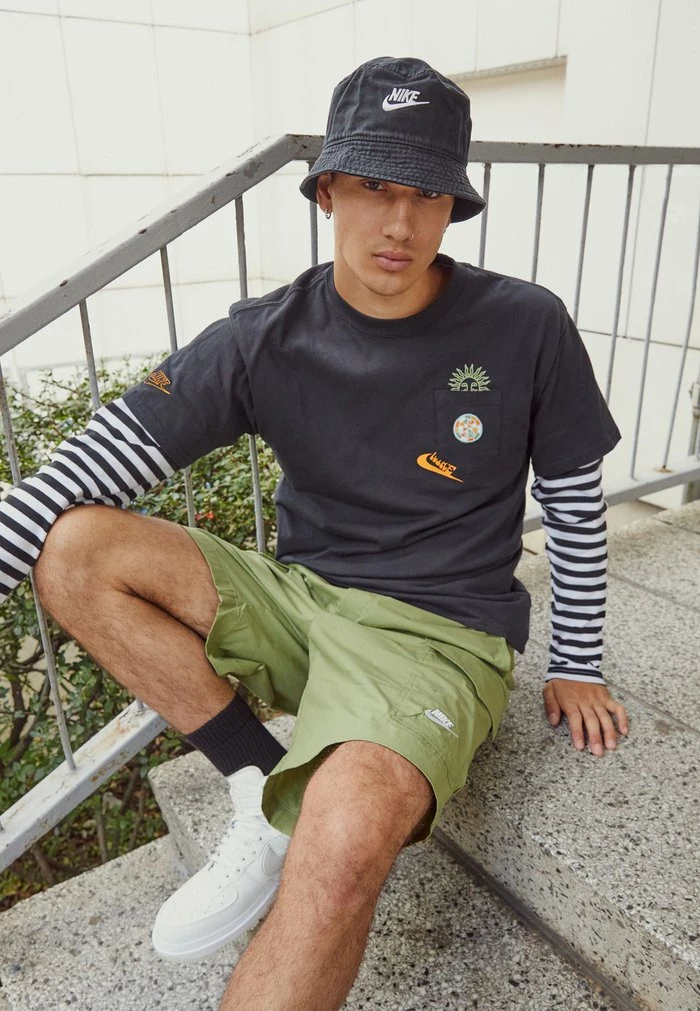 Nike Sportswear TEE SOLE - Print T-shirt - Black - Image 3