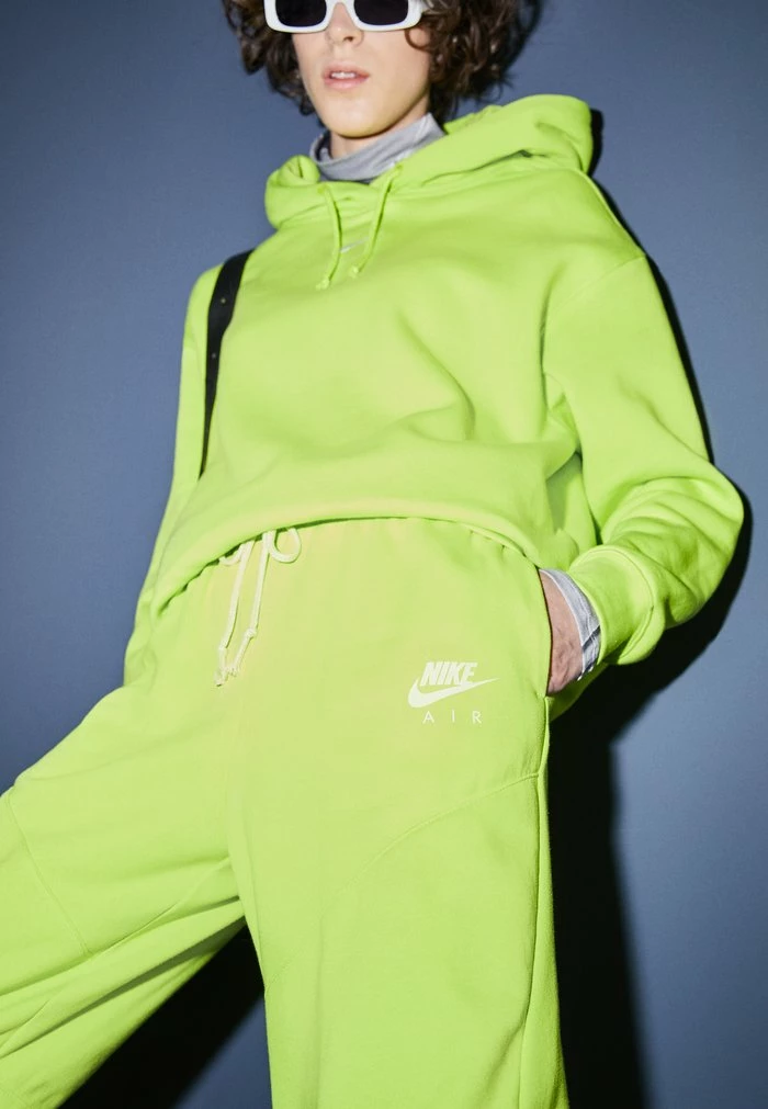 Nike Sportswear AIR PANT - Tracksuit Bottoms - Atomic Green/limelight/barely Volt - Image 3