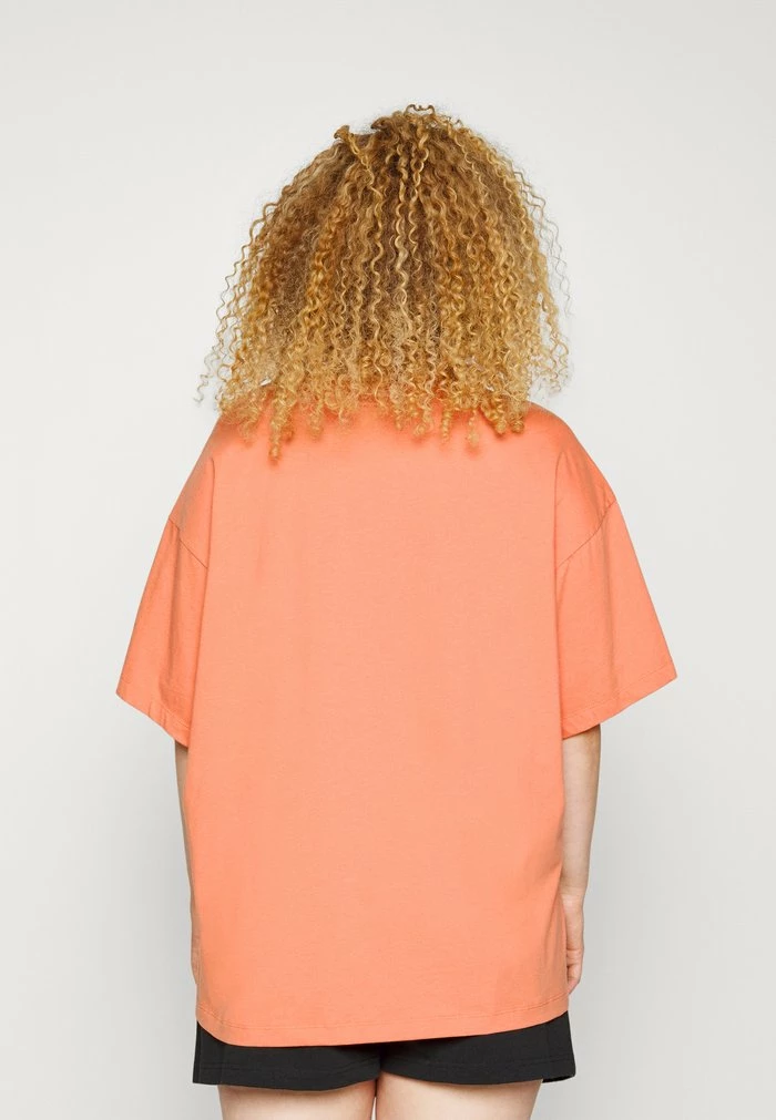 Nike Sportswear PLUS - Basic T-shirt - Madder Root/white - Image 3