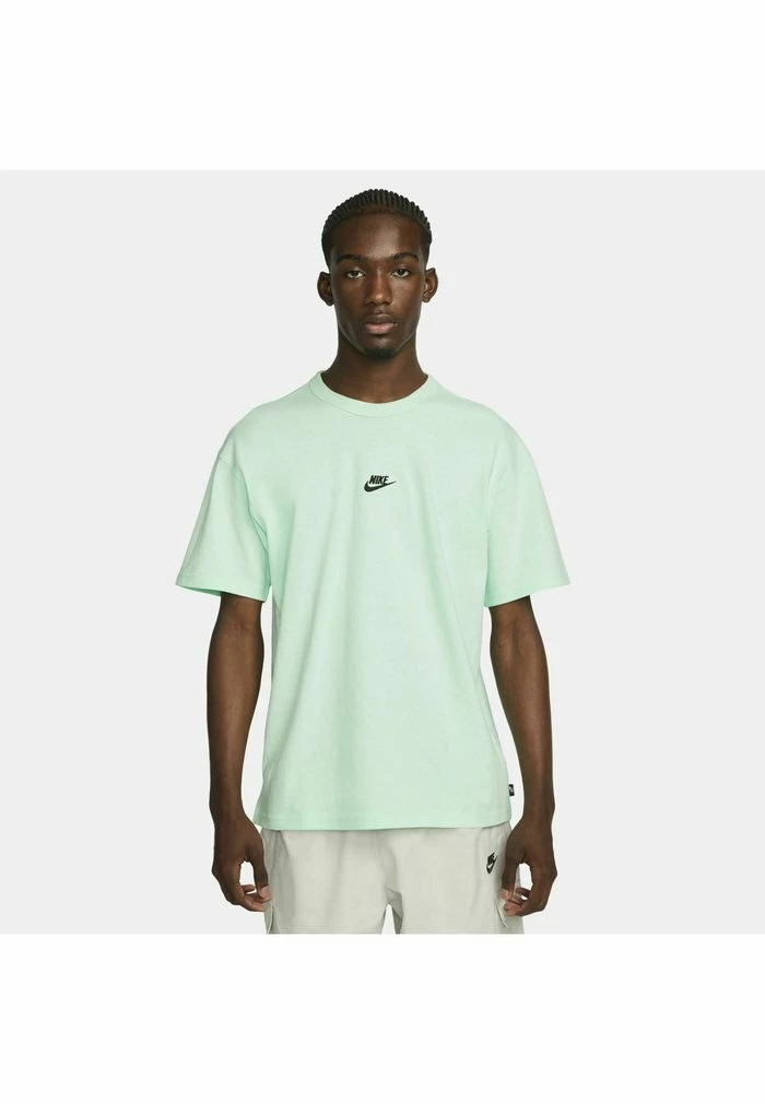 Nike Sportswear SUST TEE - Basic T-shirt - Mint Foam Black
