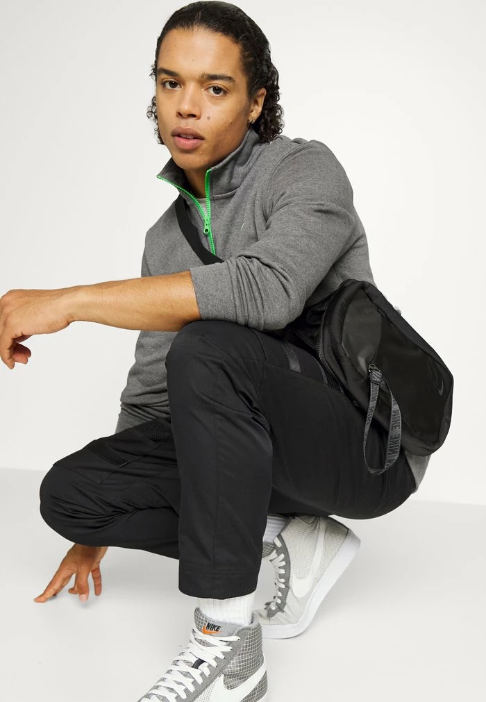 Nike Sportswear CLUB - Sweatshirt - Charcoal Heather - Image 4