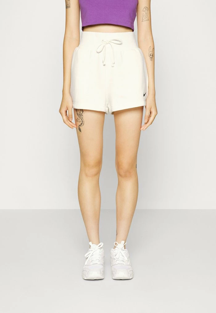 Nike Sportswear Shorts - White