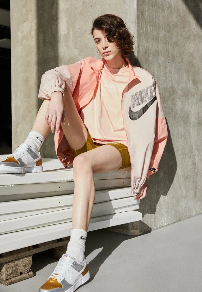 Nike Sportswear Windbreaker - Crimson Bliss/pink Oxford