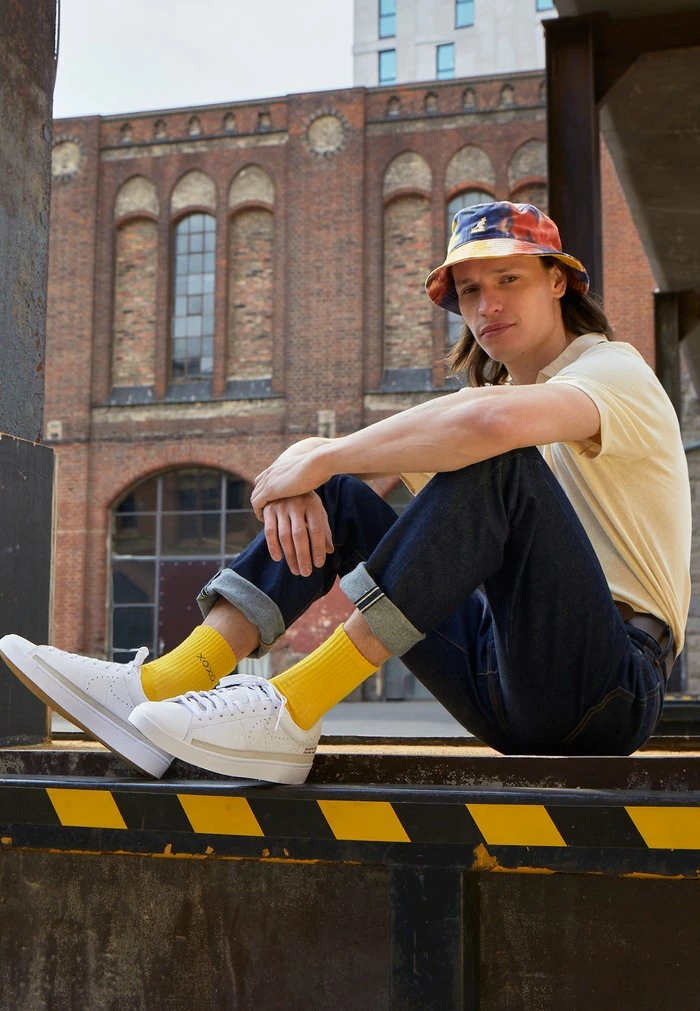 Nike Sportswear BLAZER UNISEX - Trainers - White, Black