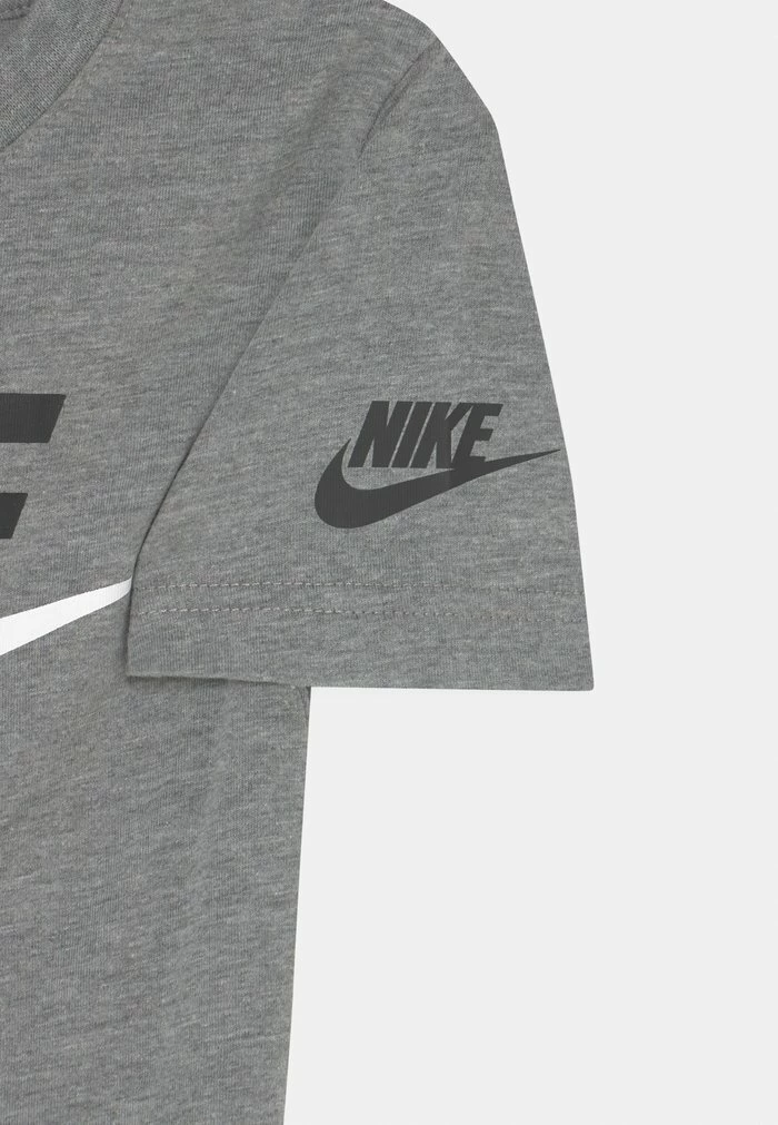 Nike Sportswear FUTURA TEE - Print T-shirt - Carbon Heather - Image 3